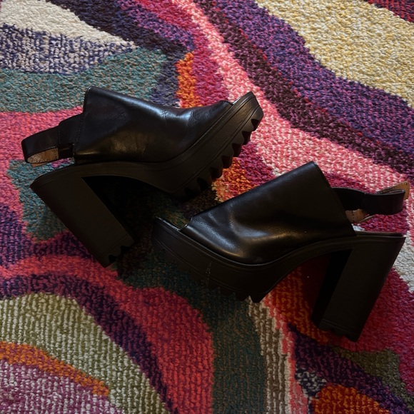 Bata Chunky Leather Peep Toe Sandals - Picture 2 of 3